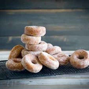 Sugared Ring Doughnuts-60x62g01